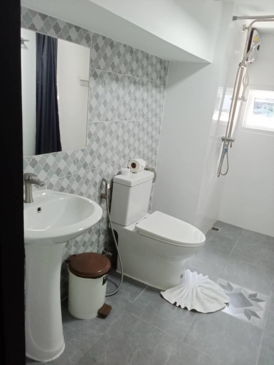 Bh Cozy Paradise Patong Exterior photo